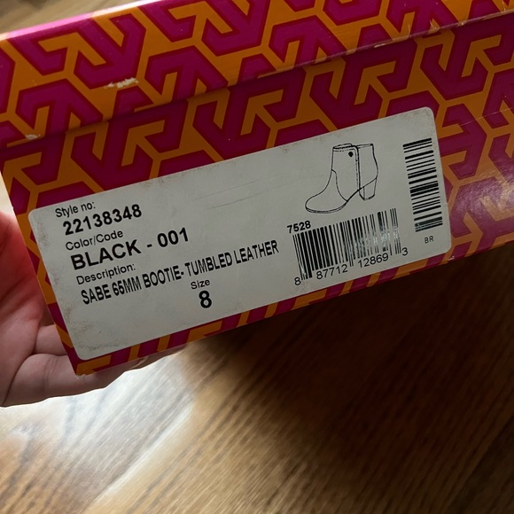 🆕 Tory Burch Sabe black tumbled leather booties size 8 - Picture 3 of 15